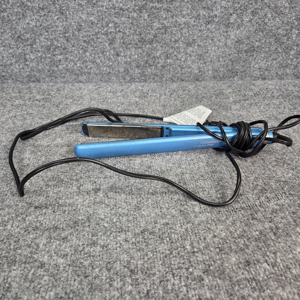 BaBylissPRO Nano Titanium 1" Flat Iron 450°F Swivel Cord Blue BABNT3072T